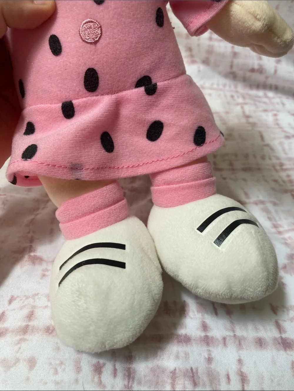Peanuts Sally Brown Plush Doll Cedar Fair Exclusive